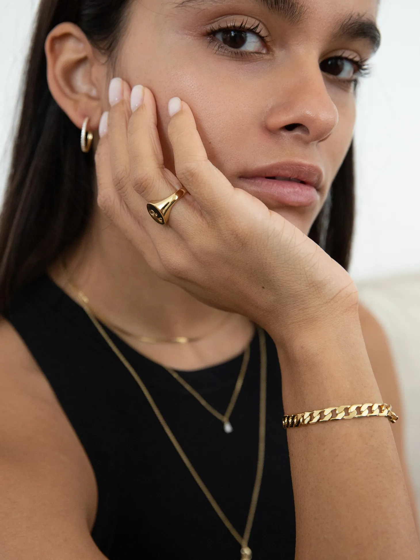 armband_mara_flat_curb_chain_2.webp Les Soeurs Armband Mara Flat Curb Chain Gold Cheap