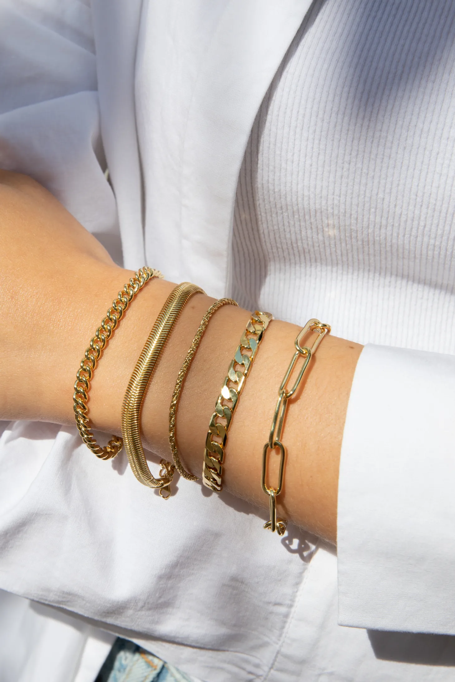 armband_mara_flat_curb_chain_3.webp Les Soeurs Armband Mara Flat Curb Chain Gold Cheap