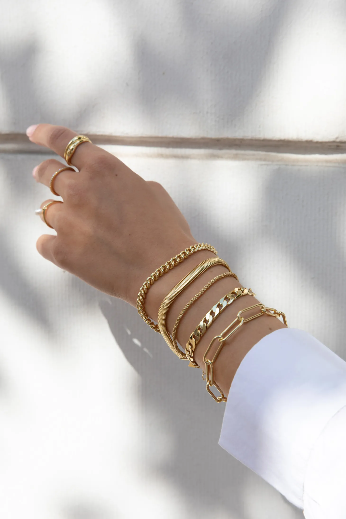 armband_mara_flat_curb_chain_4.webp Les Soeurs Armband Mara Flat Curb Chain Gold Cheap