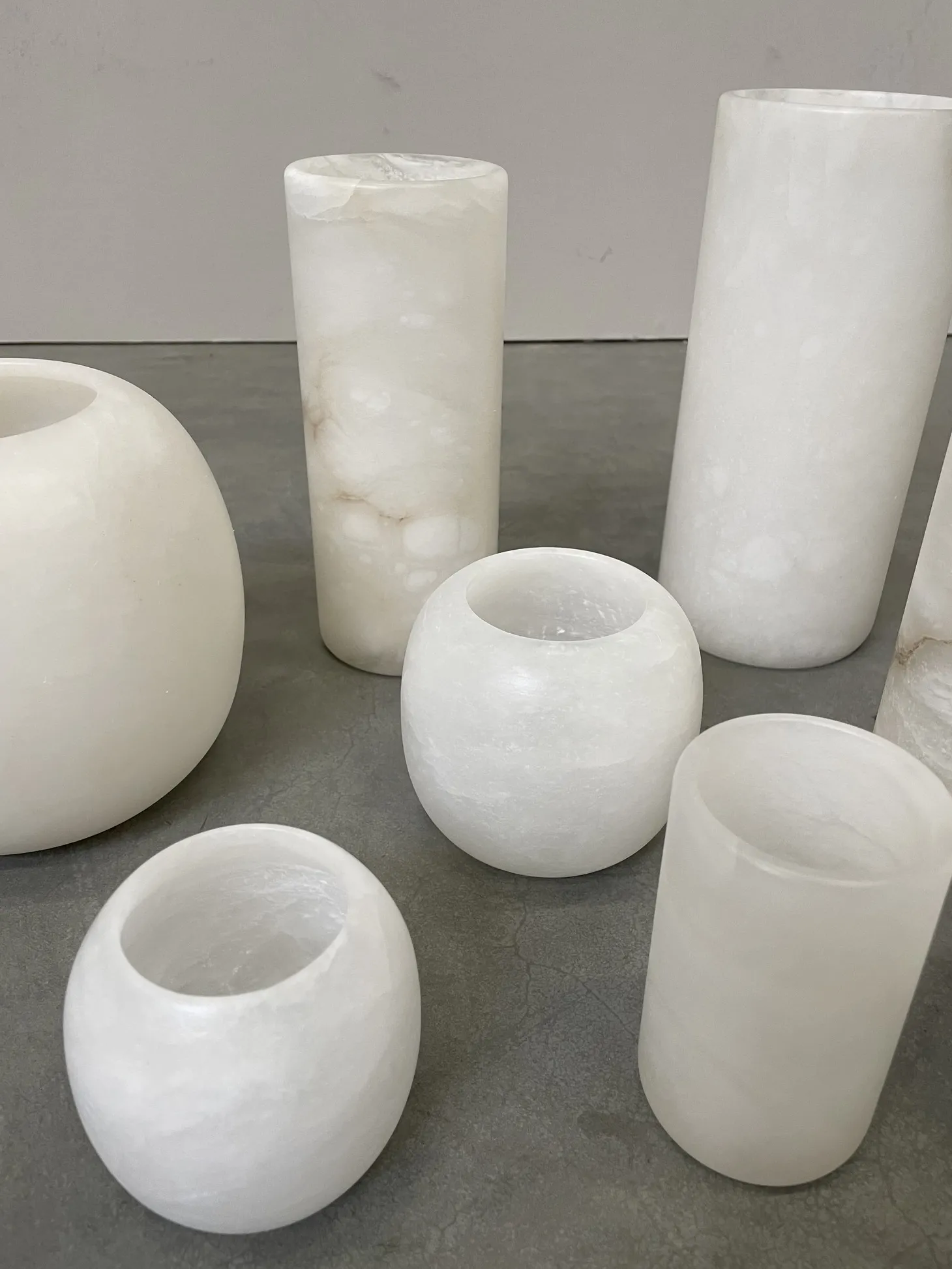 cylinder_alabaster_waxinelichthouder_extra_large_2.webp Les Soeurs Cylinder Alabaster Waxinelichthouder (Extra Large) White Discount