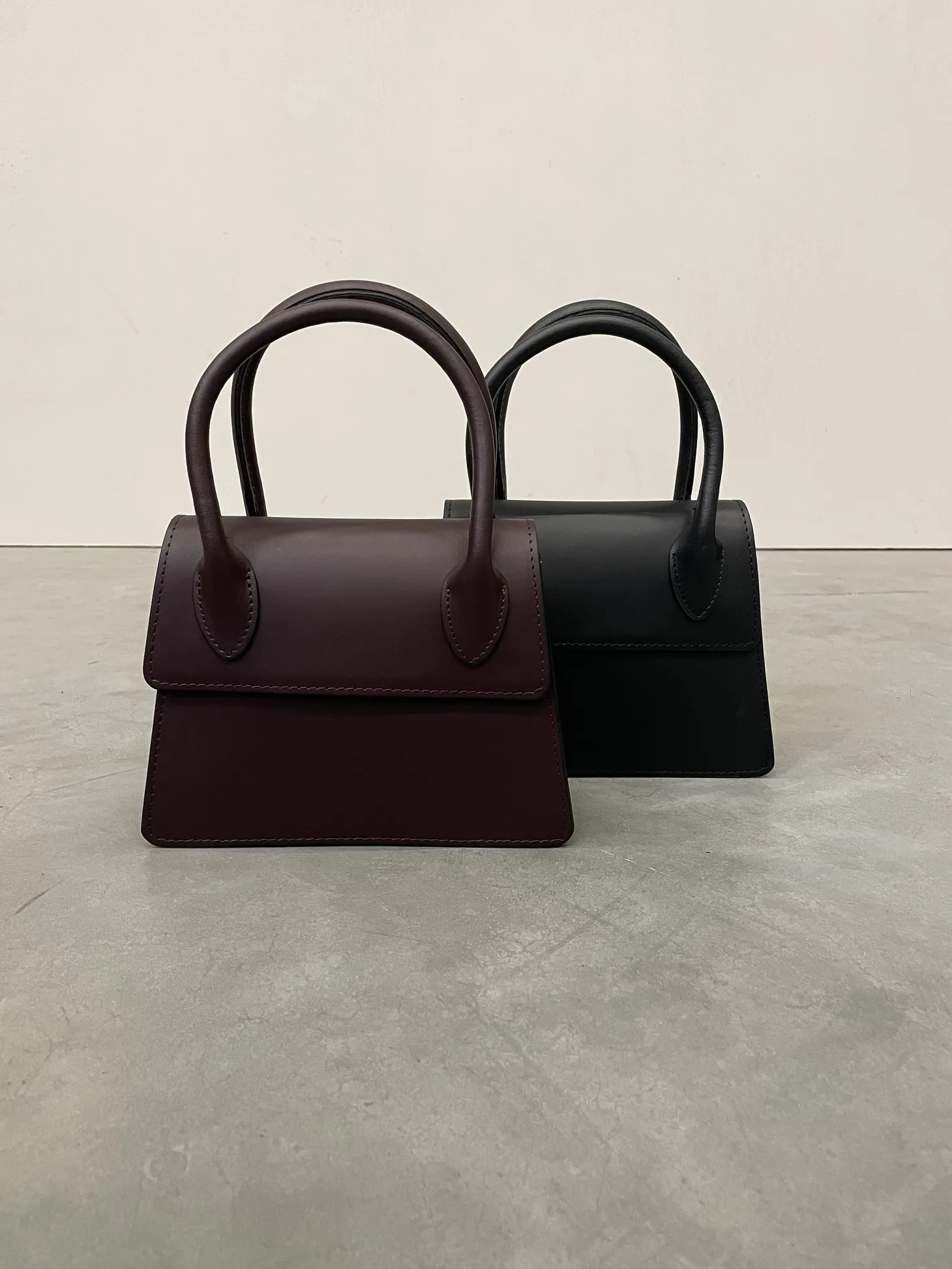 handtas_raphael_3-1.webp Les Soeurs Handtas Raphael Bordeaux Clearance
