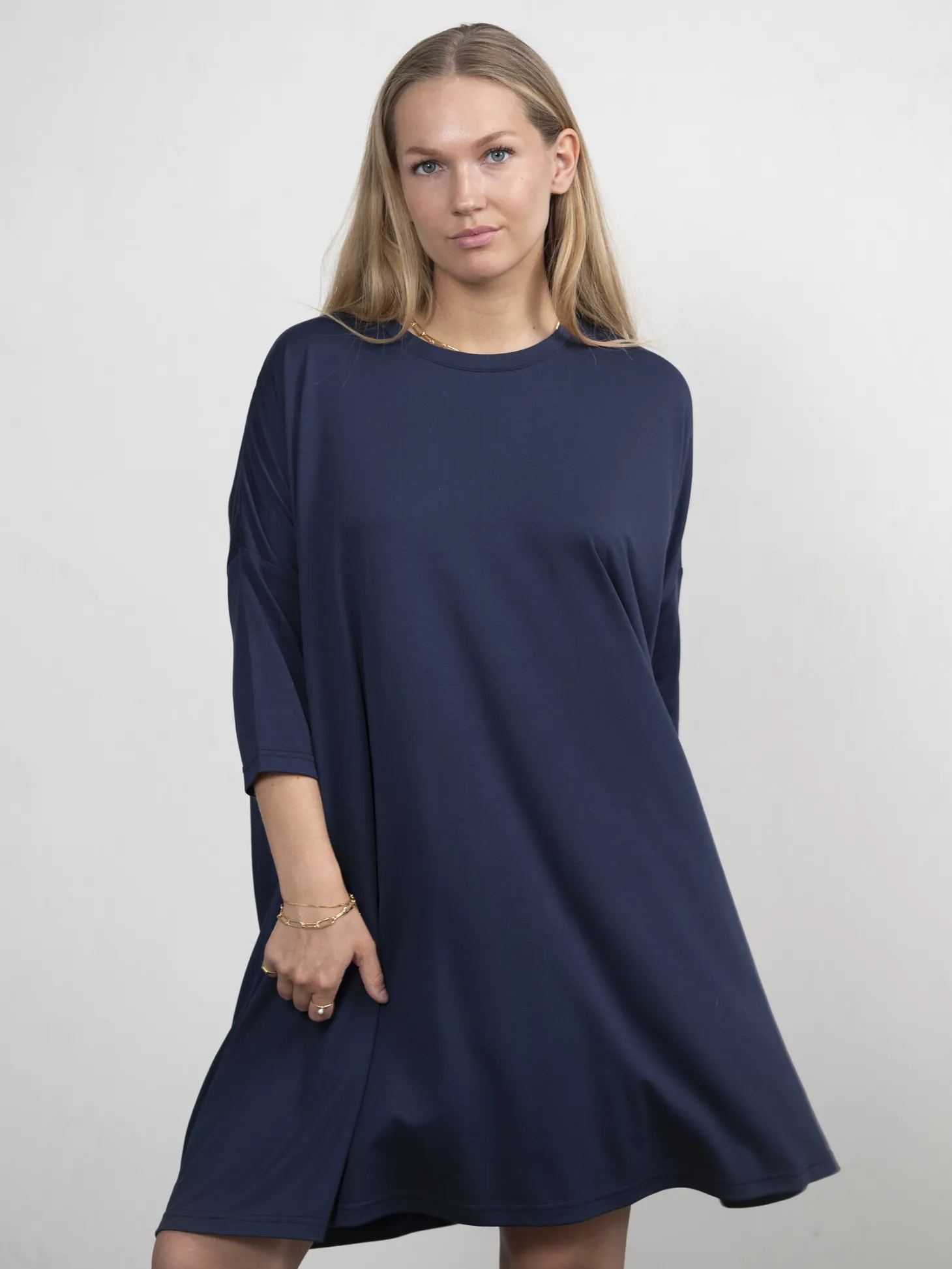 jersey_jurk_amy_3.webp Les Soeurs Jersey Jurk Amy Navy Online
