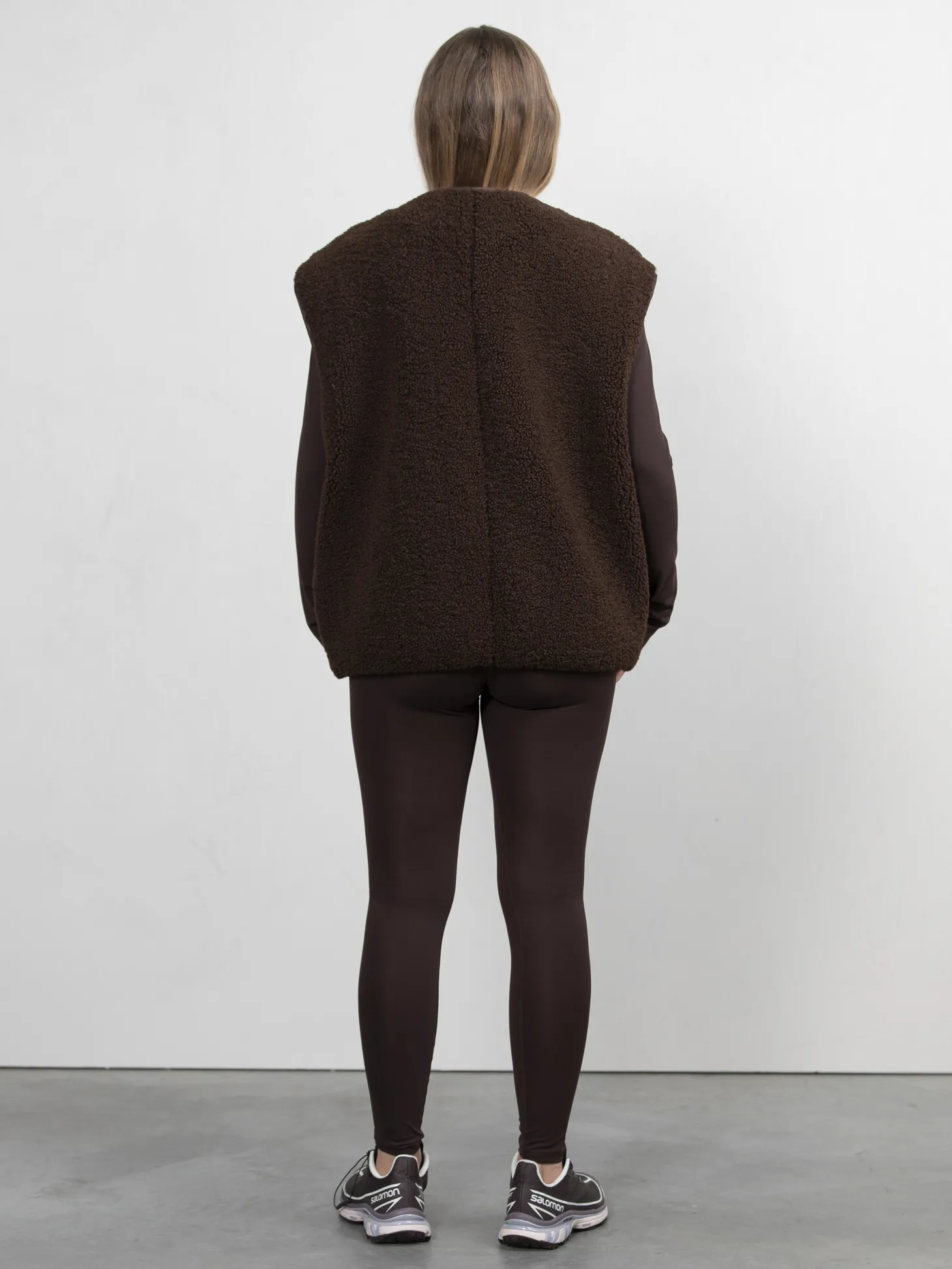mouwloos_teddy_vest_alexander_3-1.webp Les Soeurs Mouwloos Teddy Vest Alexander Brown Outlet