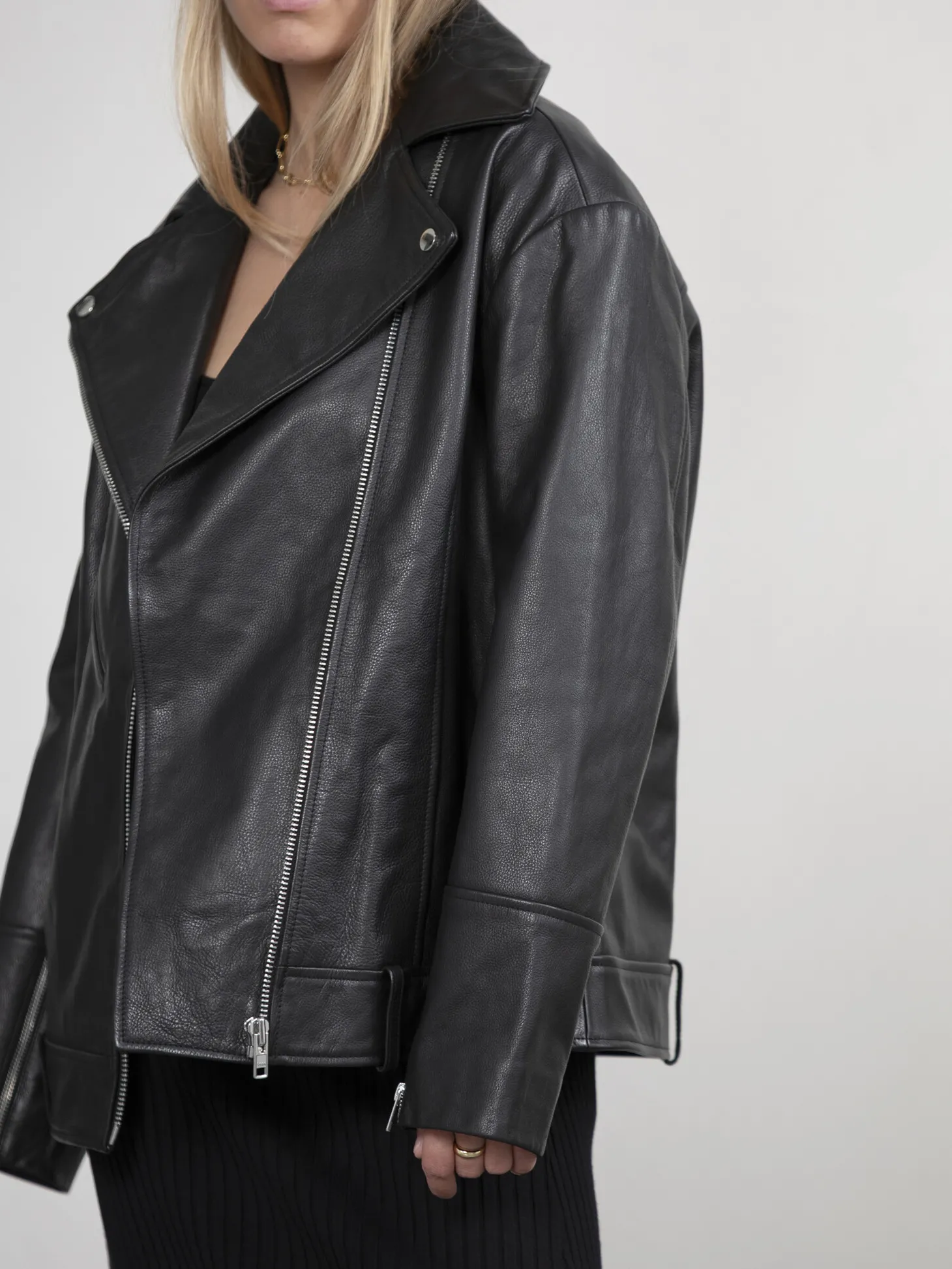 oversized_leren_jas_lulia_6.webp Edited Oversized Leren Jas Lulia Black Flash Sale