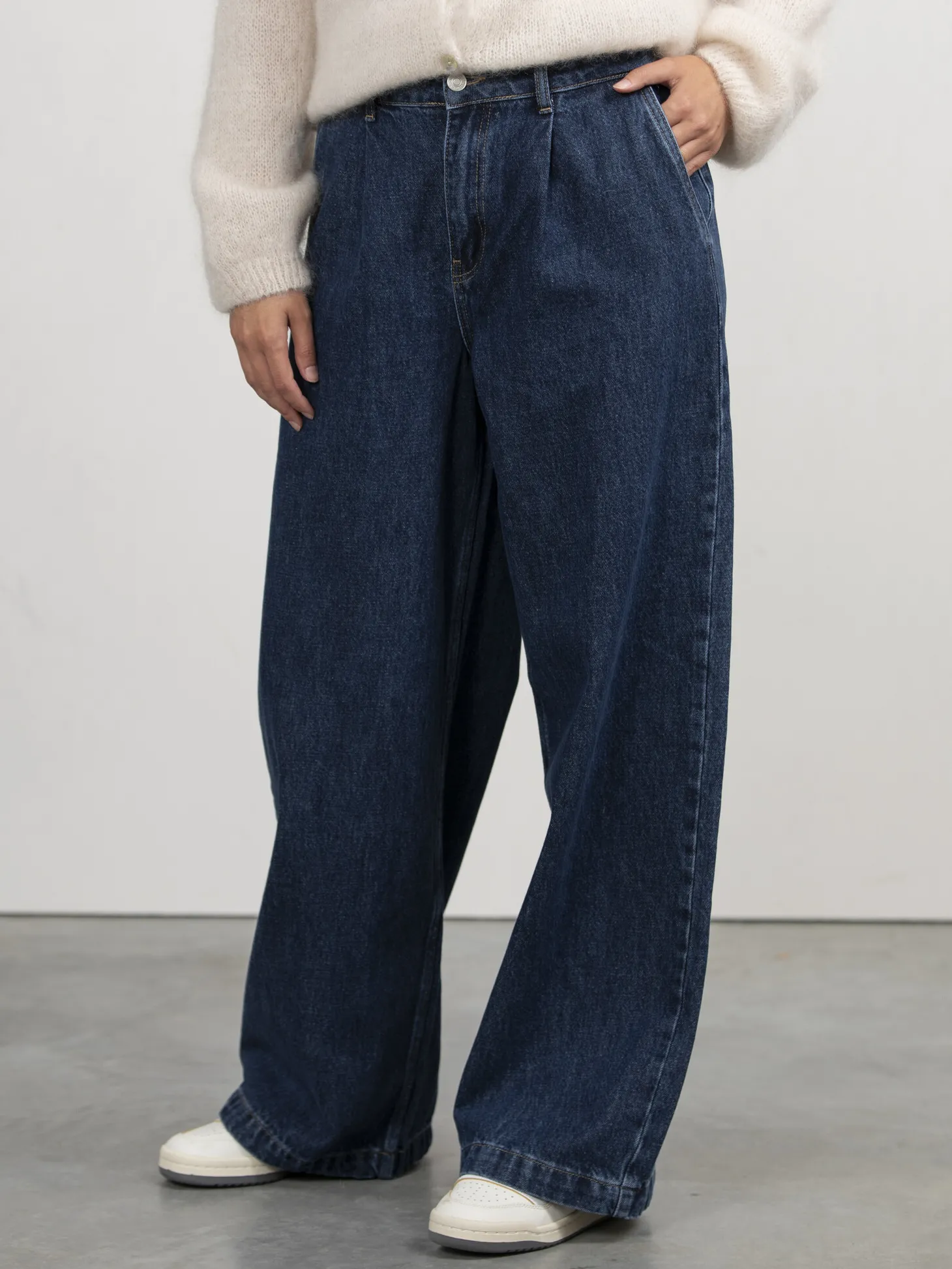 Les Soeurs Pleated Denim Aras Dark Blue Clearance