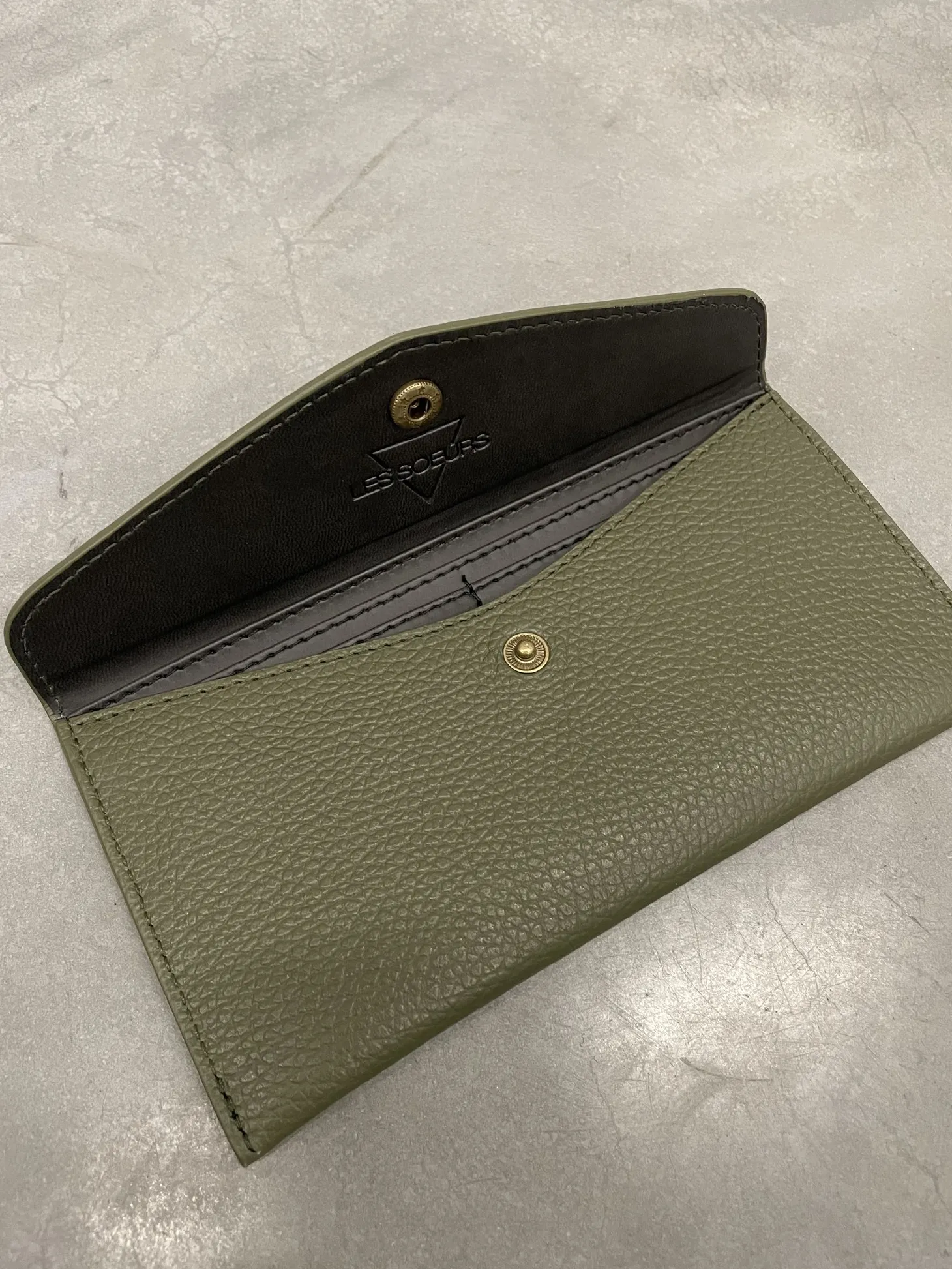Les Soeurs Portemonnee Arthur Khaki Shop